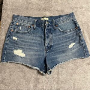 MADEWELL Relaxed Fit Blue Denim Distressed Jean Short Size 29 Button Fly Summer